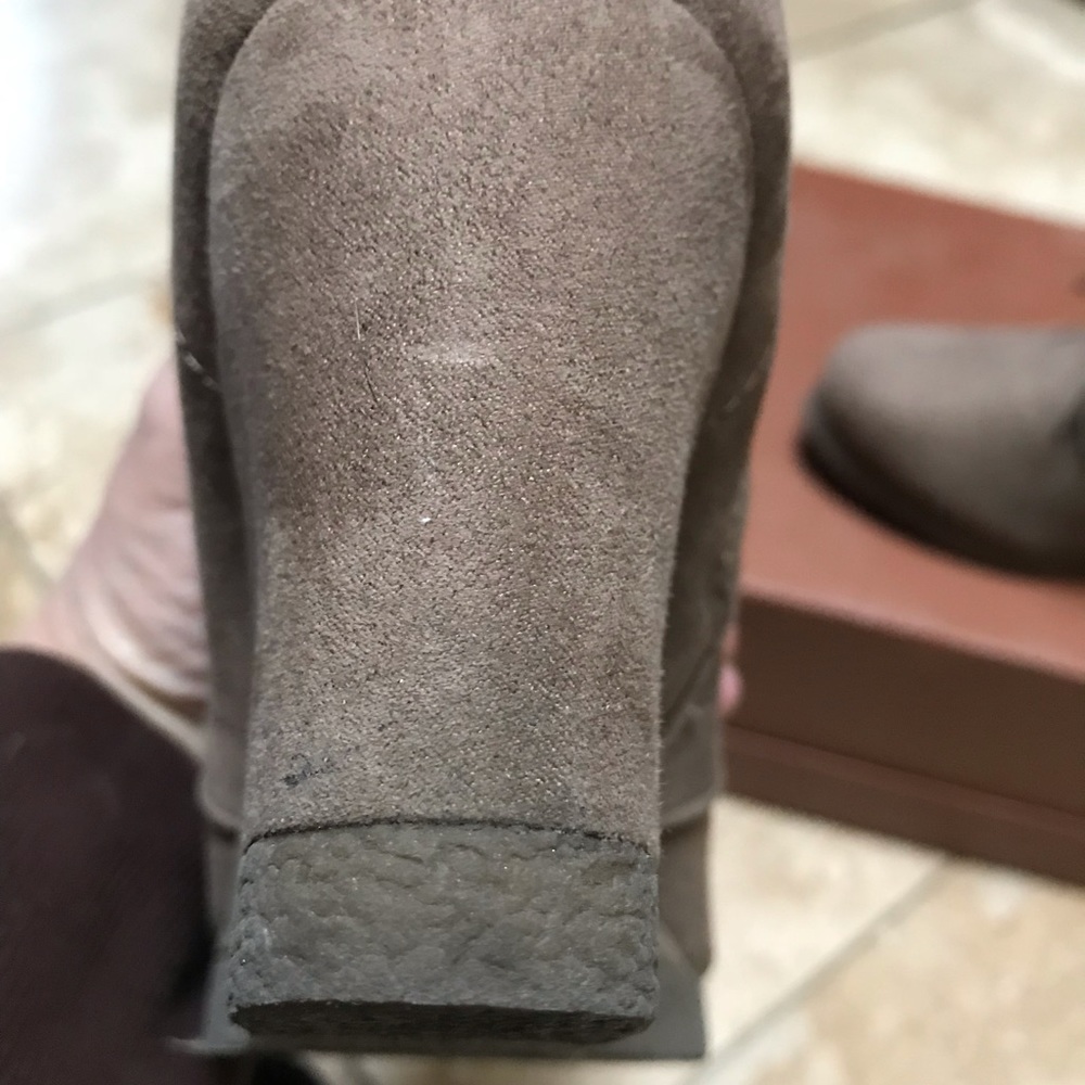 Booties - Picture 4 of 5
